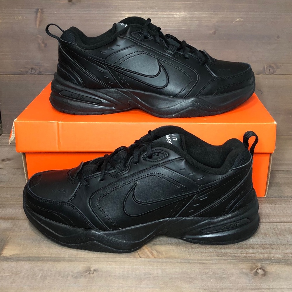 Men’s Nike Air Monarch IV - Picture 10 of 10